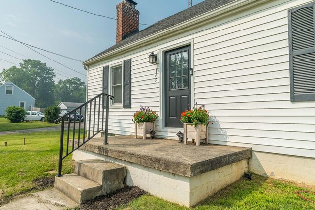 163 Grange Hall Road 163 Grange Hall Road, Beavercreek, OH 45430