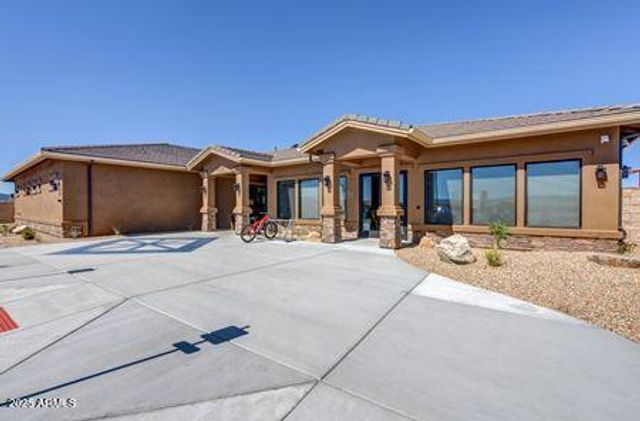 6090 E Shetland Way, Prescott Valley, AZ 86314