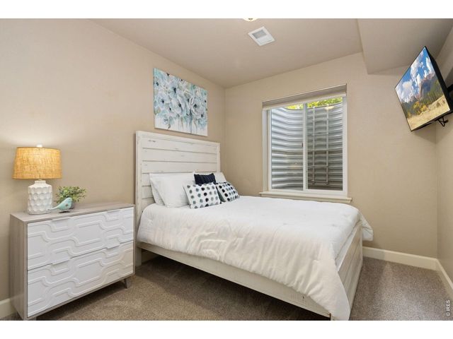 1501 Hollyberry St, Berthoud, CO 80513