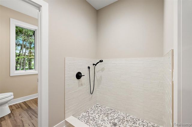 2280 Heidi Drive, Oxford, MI 48370