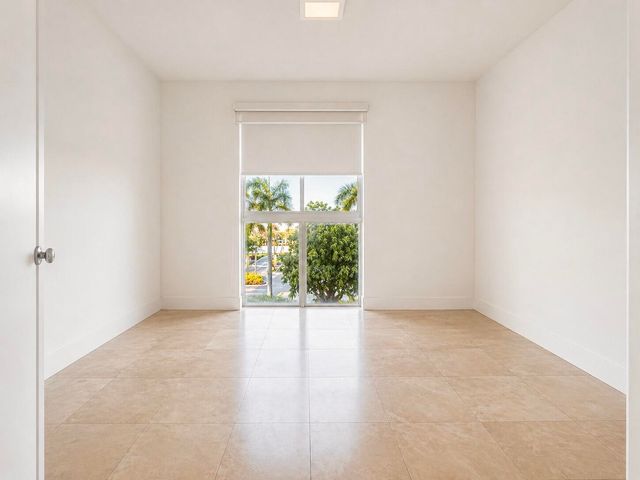 7266 SW 88th Street A303, Miami, FL 33156