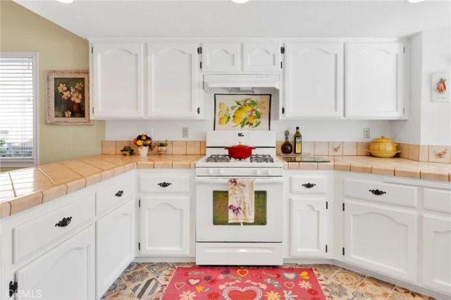 17750 Granada Drive, Victorville, CA 92395