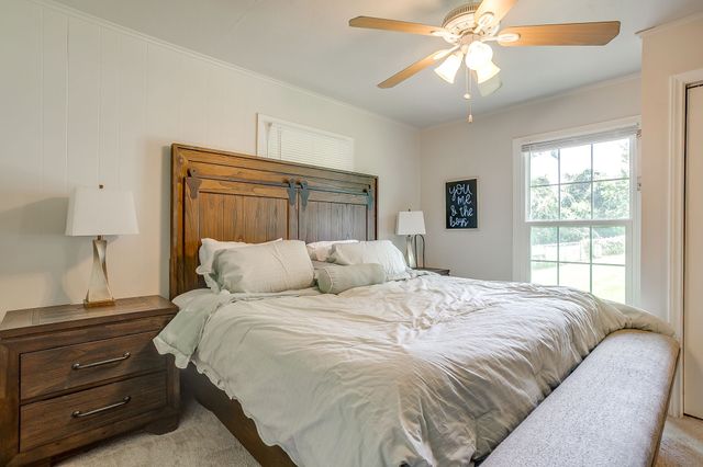 418 E Akard Street, Weatherford, TX 76086
