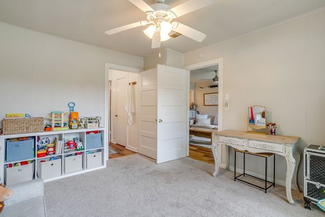 418 E Akard Street, Weatherford, TX 76086