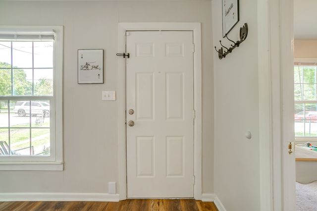 418 E Akard Street, Weatherford, TX 76086