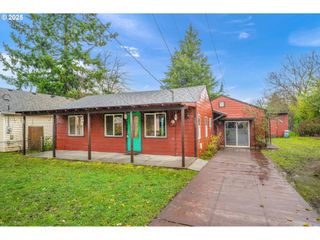 5253 Se KNAPP St, Portland, OR 97206