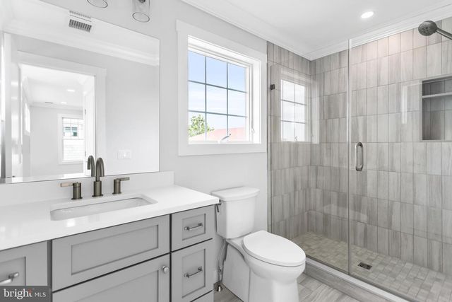 6107 OCEAN BLVD, Long Beach Township, NJ 08008