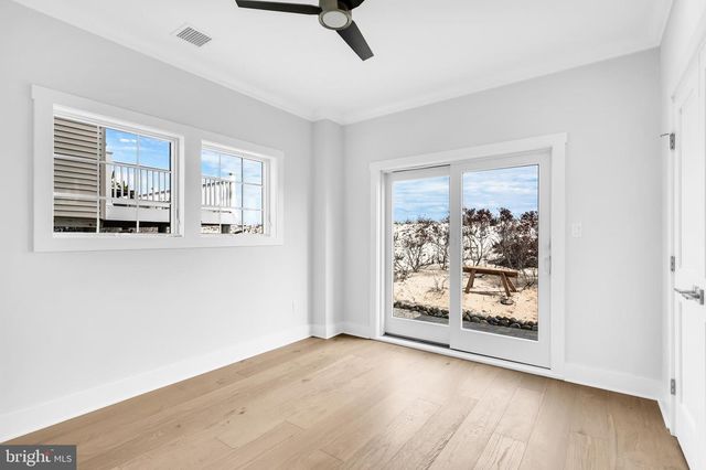 6107 OCEAN BLVD, Long Beach Township, NJ 08008