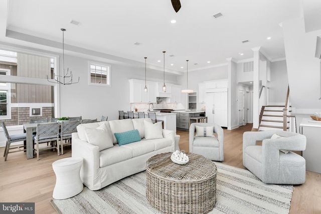 6107 OCEAN BLVD, Long Beach Township, NJ 08008