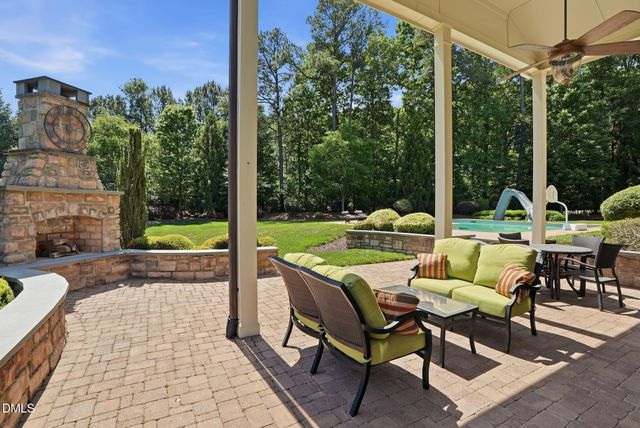 2801 Bending Tree Court, Raleigh, NC 27613