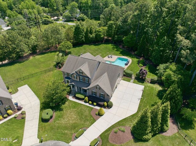 2801 Bending Tree Court, Raleigh, NC 27613