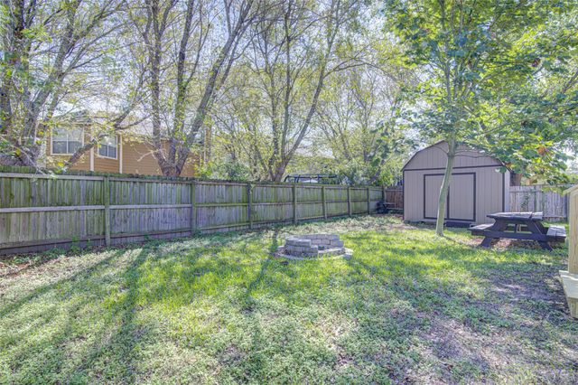 130 Wild Buffalo DR, Kyle, TX 78640