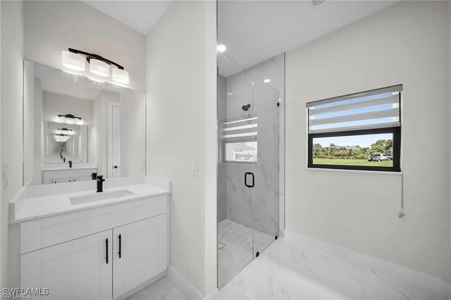 1306 NE 9th AVE, Cape Coral, FL 33909