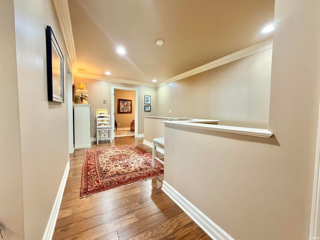 6164 Glenview Drive, Newburgh, IN 47630