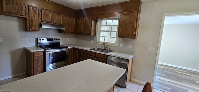 1053 Kentland Drive, King, NC 27021