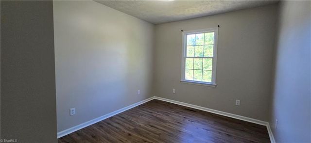 1053 Kentland Drive, King, NC 27021