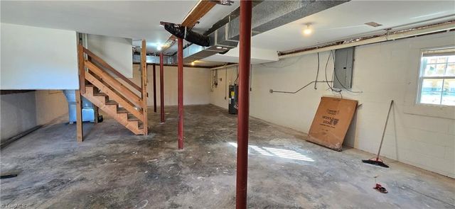 1053 Kentland Drive, King, NC 27021