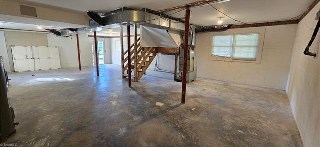 1053 Kentland Drive, King, NC 27021