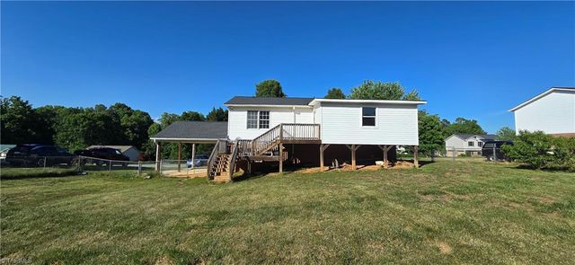1053 Kentland Drive, King, NC 27021