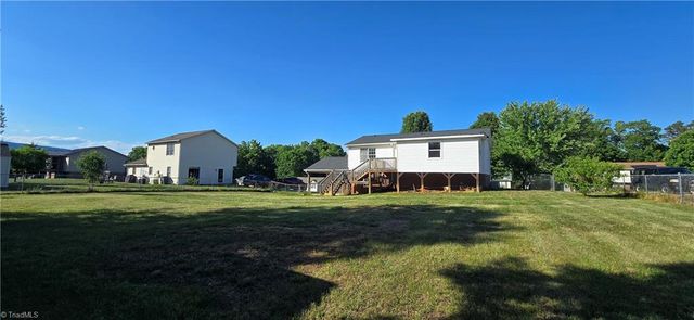 1053 Kentland Drive, King, NC 27021