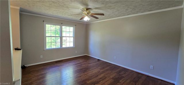 1053 Kentland Drive, King, NC 27021