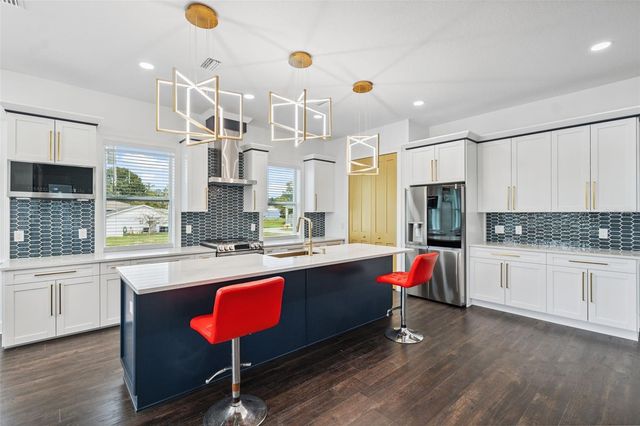 8605 INWOOD DRIVE, Hudson, FL 34667