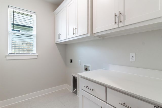 7013 Hillside, Tyler, TX 75707