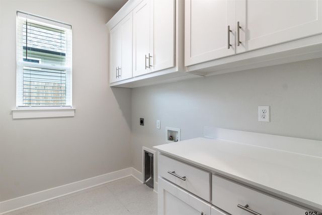 7013 Hillside, Tyler, TX 75707
