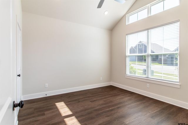 7013 Hillside, Tyler, TX 75707