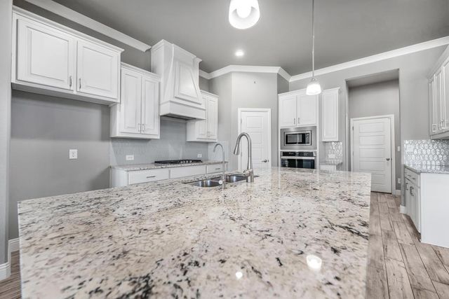 1815 Daybreak Way, Midland, TX 79705