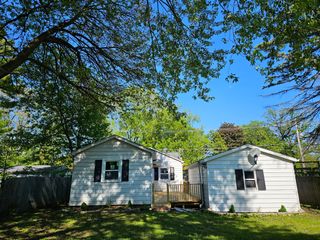 3015 Ezekiel Avenue, Zion, IL 60099