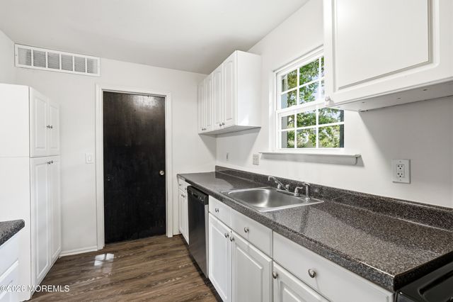 38 Briar Mills Drive, Brick, NJ 08724