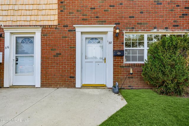 38 Briar Mills Drive, Brick, NJ 08724