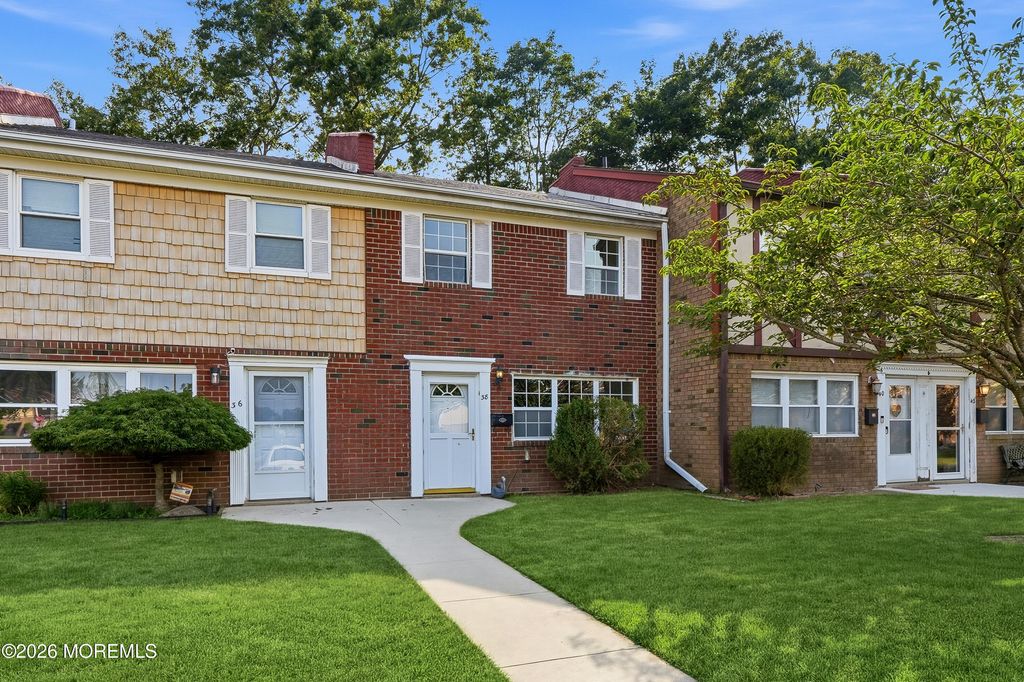 38 Briar Mills Drive, Brick, NJ 08724