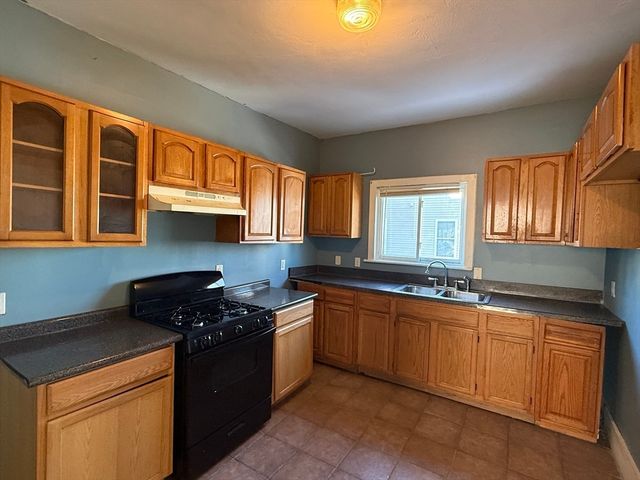 234 Green St 1, Brockton, MA 02301