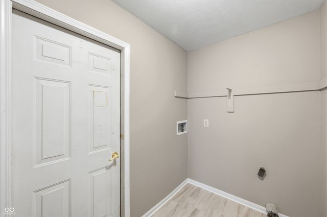 3102 Carlsbad Drive, Indianapolis, IN 46241