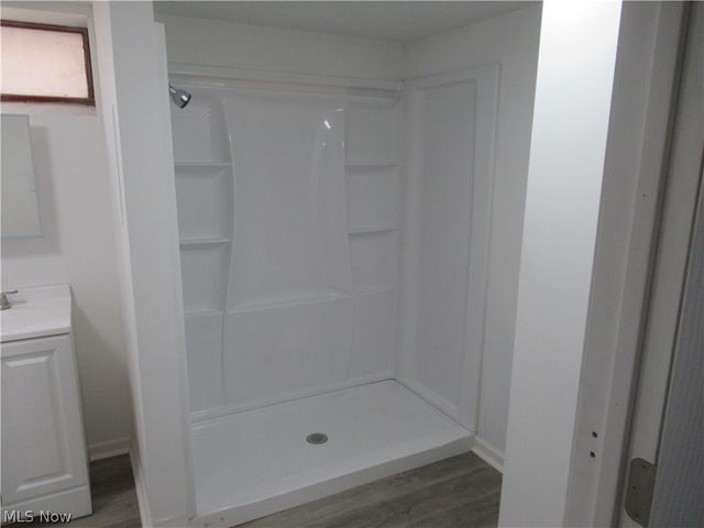 13510 Sherry Avenue, Cleveland, OH 44135