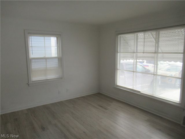 13510 Sherry Avenue, Cleveland, OH 44135