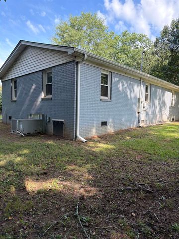 107 Blossom Drive, Greenville, SC 29605