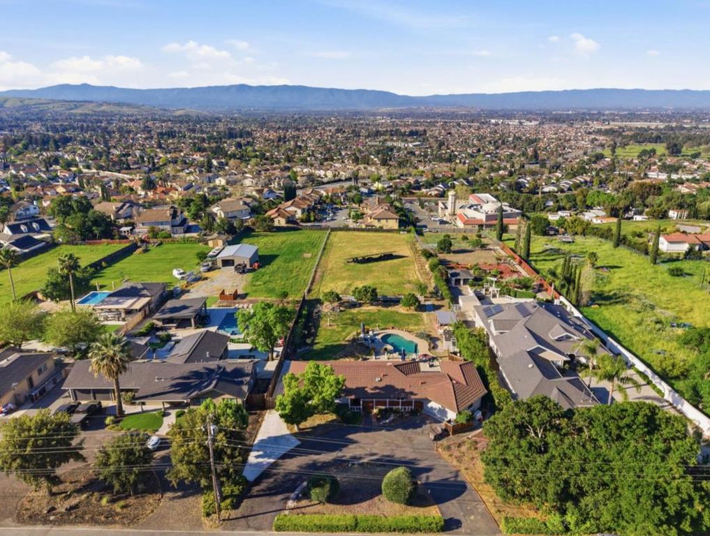 Image 44 of property listing at 2409 Klein Road, San Jose, CA 95148