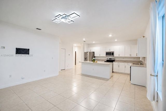22886 SW 128th Pl, Miami, FL 33170