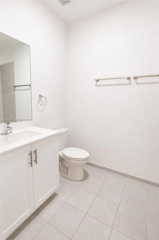 22886 SW 128th Pl, Miami, FL 33170