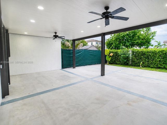 22886 SW 128th Pl, Miami, FL 33170