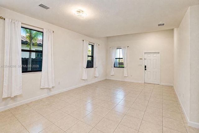 22886 SW 128th Pl, Miami, FL 33170