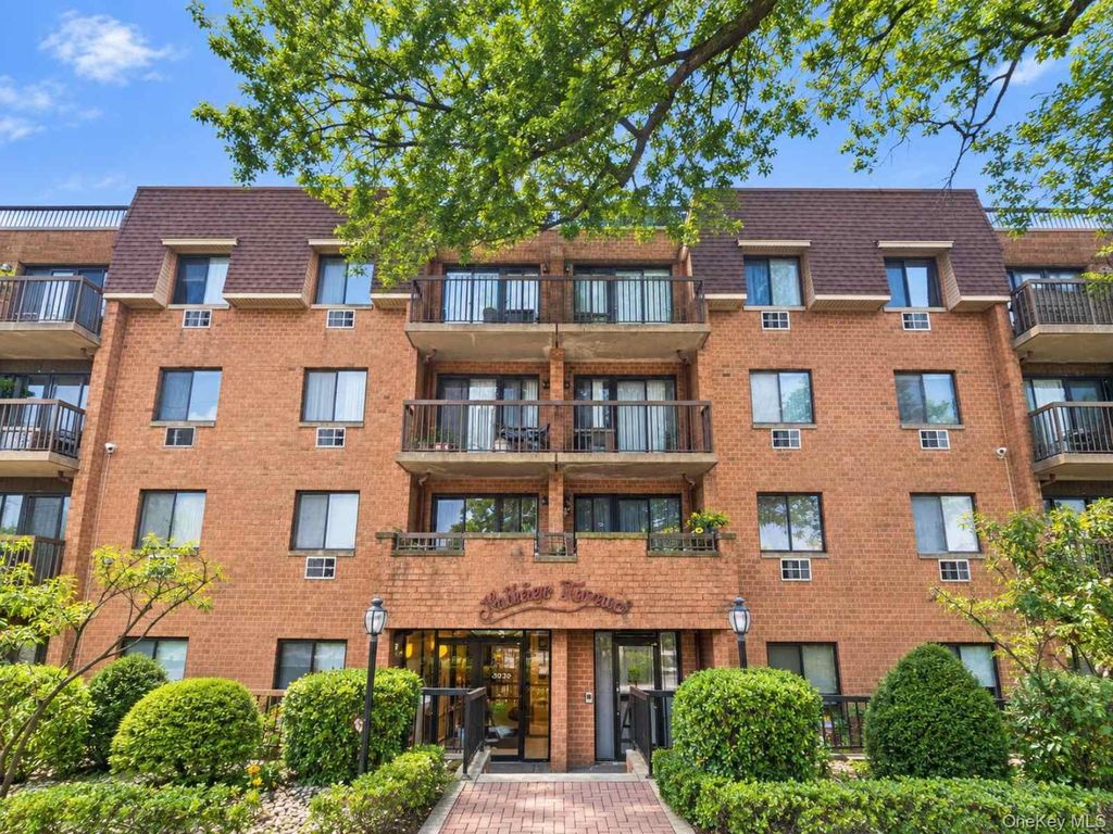 6112 69th Street 2A, Middle Village, NY 11379 — exterior