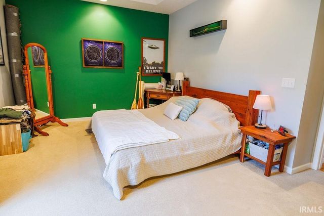 1264 W Hedge Apple Lane, Bloomington, IN 47404