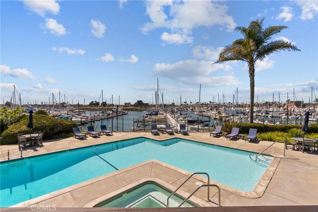 2901 Peninsula Rd. 137, Oxnard, CA 93035