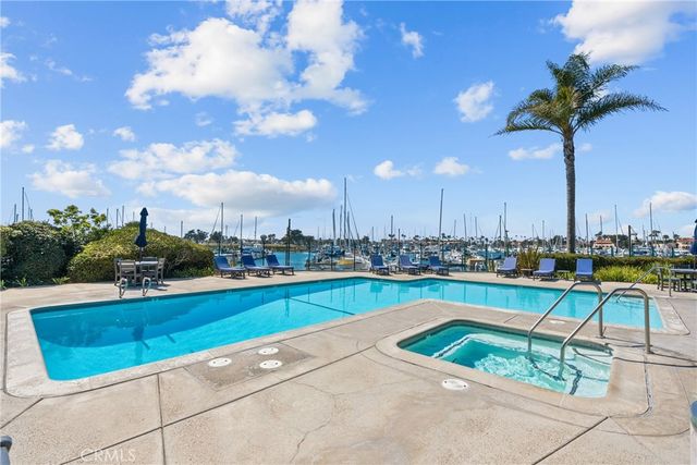 2901 Peninsula Rd. 137, Oxnard, CA 93035