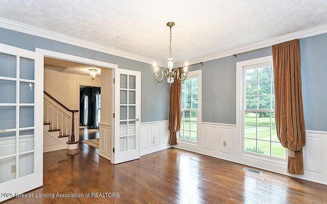 8505 W Willow Highway, Grand Ledge, MI 48837