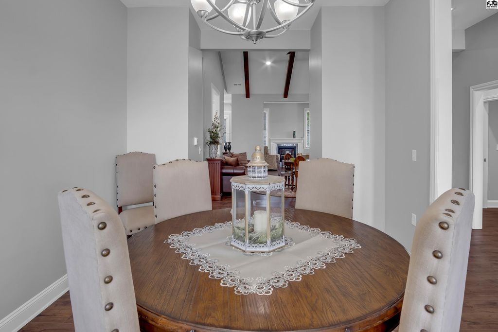 924 Veranda Circle